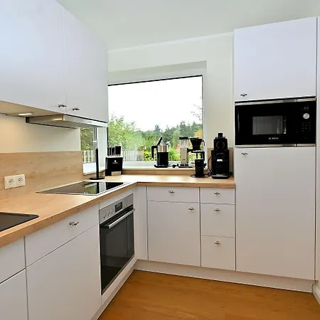 Moewenweg-das-moewenhus-im-moewenweg-app-2 Holiday home Hohwacht