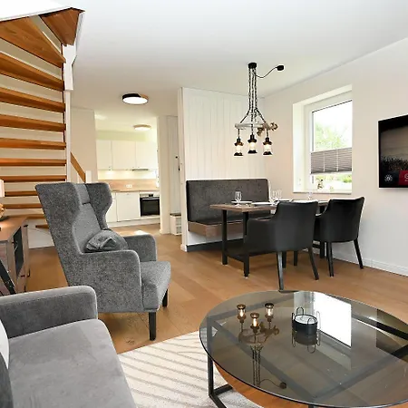 Moewenweg-das-moewenhus-im-moewenweg-app-2 Holiday home Hohwacht